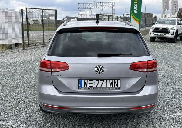 Volkswagen Passat cena 69900 przebieg: 129000, rok produkcji 2019 z Wojkowice małe 326